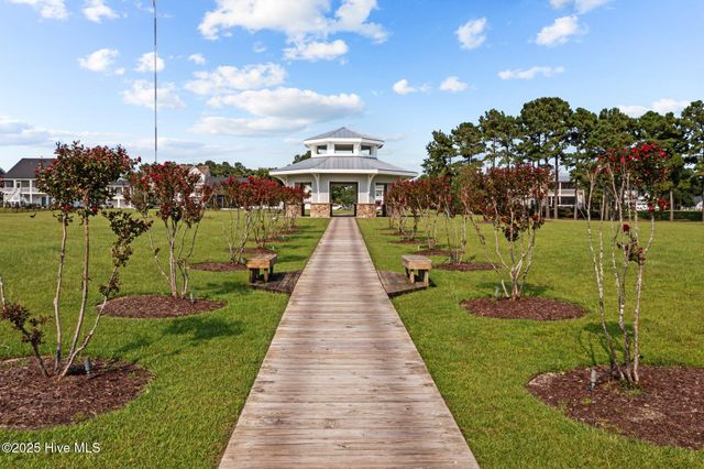162 Whispering Pine Lane, Holly Ridge, NC 28445