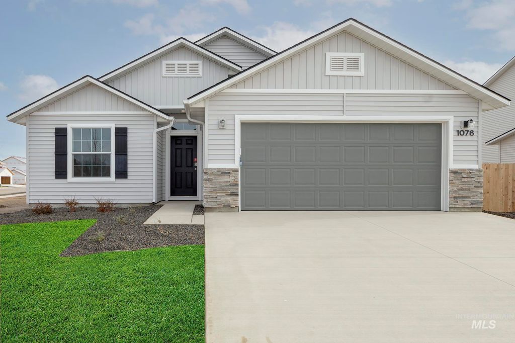 1726 W Unforgettable St, Meridian, ID 83642