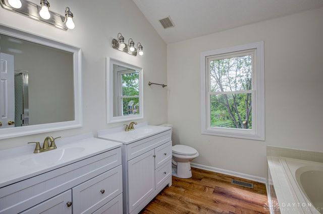 7497 Rolling Meadows Drive, West Chester Twp, OH 45069