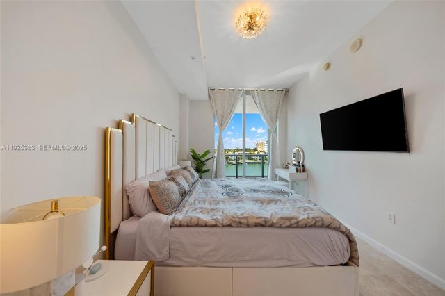 7930 East Dr 506, North Bay Village, FL 33141