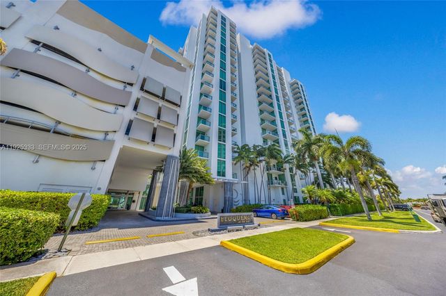 7930 East Dr 506, North Bay Village, FL 33141