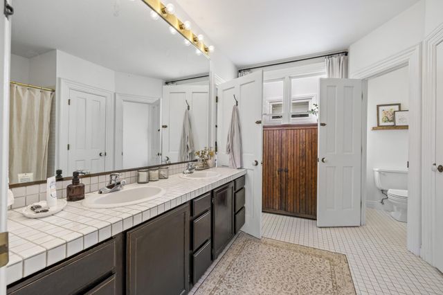 12 Grove Street 12A, Minneapolis, MN 55401