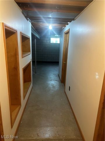 3315 Broadhaven Avenue NW, Massillon, OH 44646