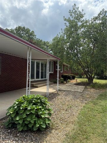 3315 Broadhaven Avenue NW, Massillon, OH 44646