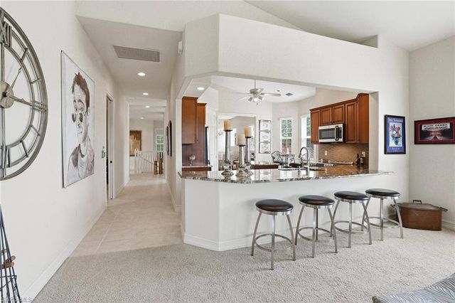 8605 Champions PT 103, Naples, FL 34113