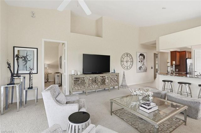 8605 Champions PT 103, Naples, FL 34113