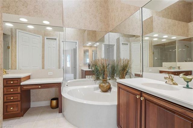 8605 Champions PT 103, Naples, FL 34113