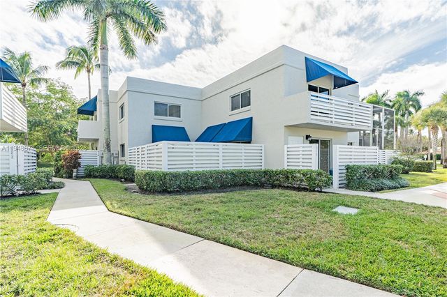 510 NW 97th Ave, Plantation, FL 33324