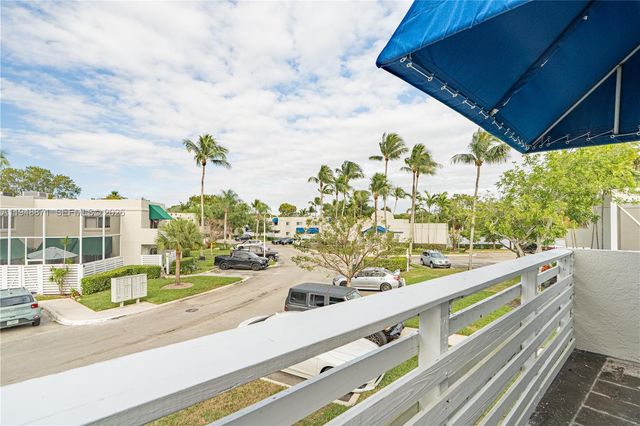 510 NW 97th Ave, Plantation, FL 33324