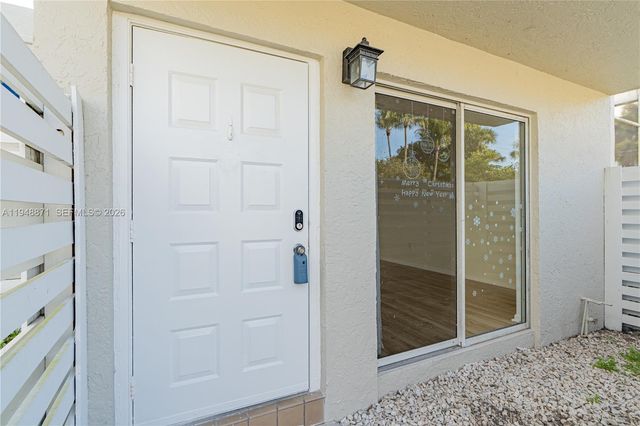 510 NW 97th Ave, Plantation, FL 33324