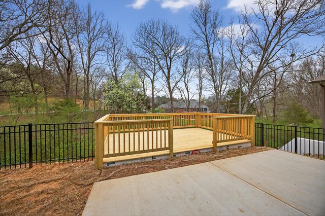 1530 Firelight Way 58, Ooltewah, TN 37363