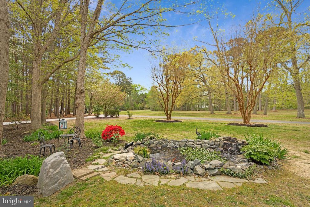 Image 23 of property listing at 18264 PARK DR, Saint Inigoes, MD 20684