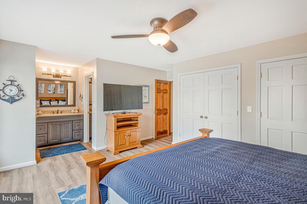 Image 26 of property listing at 18264 PARK DR, Saint Inigoes, MD 20684