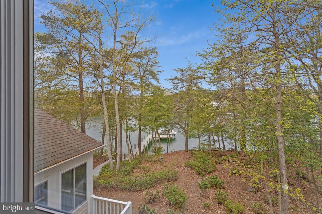 Image 35 of property listing at 18264 PARK DR, Saint Inigoes, MD 20684