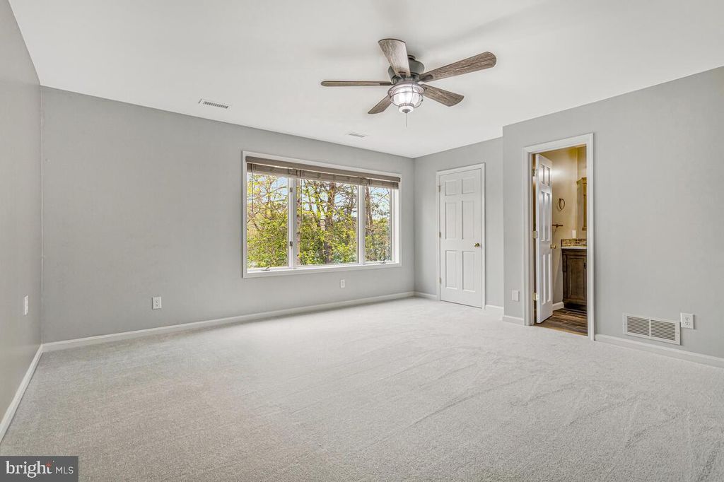 Image 38 of property listing at 18264 PARK DR, Saint Inigoes, MD 20684