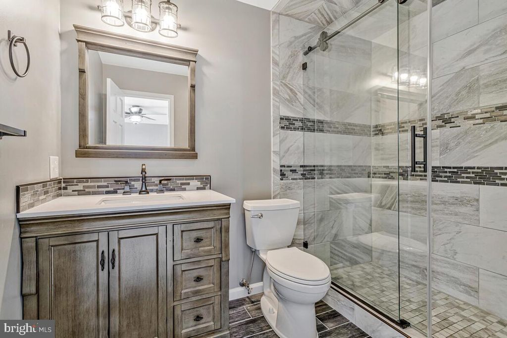 Image 39 of property listing at 18264 PARK DR, Saint Inigoes, MD 20684