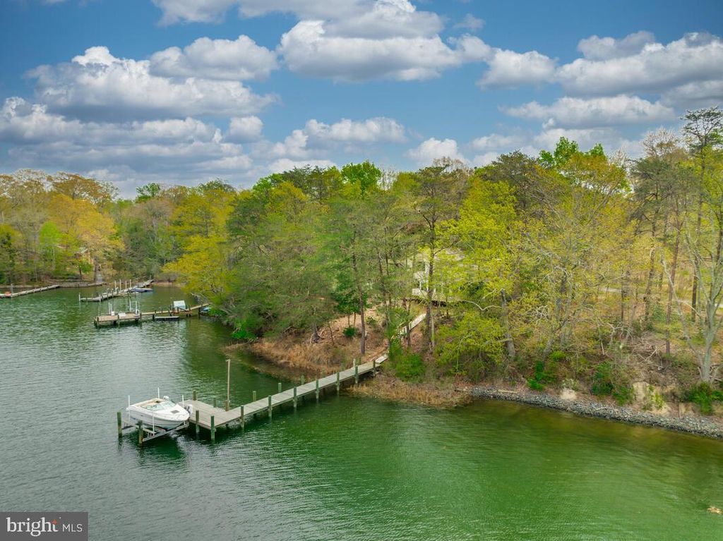 Image 55 of property listing at 18264 PARK DR, Saint Inigoes, MD 20684