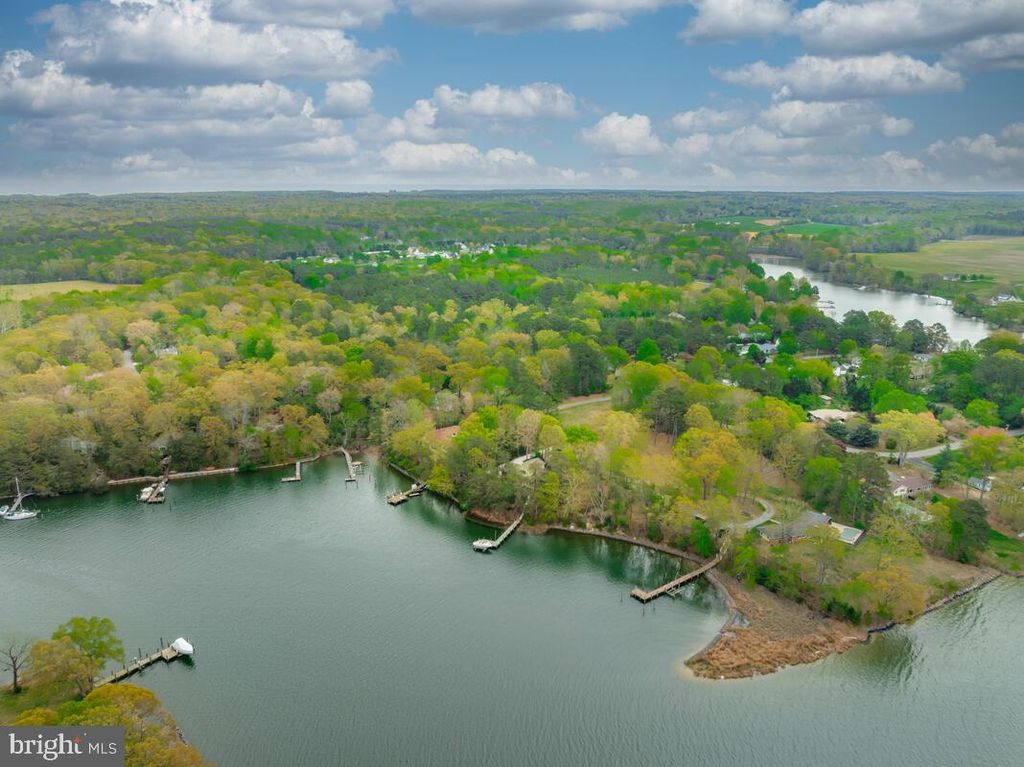 Image 58 of property listing at 18264 PARK DR, Saint Inigoes, MD 20684