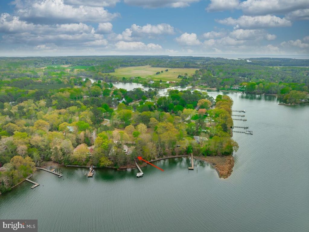 Image 59 of property listing at 18264 PARK DR, Saint Inigoes, MD 20684