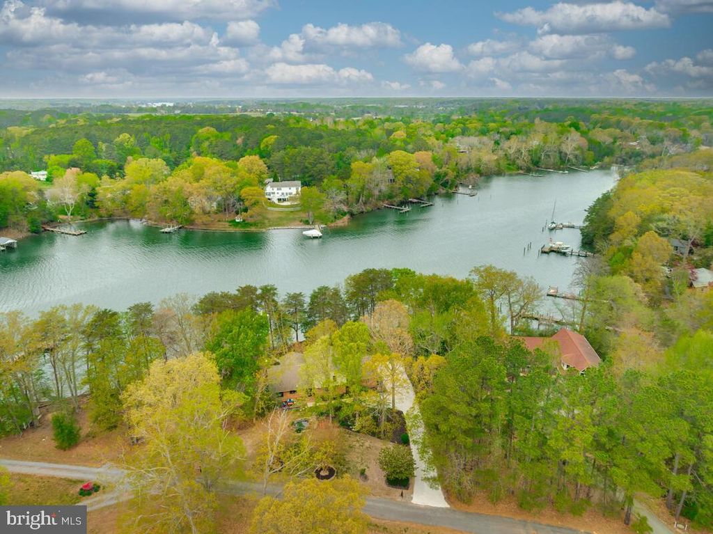 Image 61 of property listing at 18264 PARK DR, Saint Inigoes, MD 20684