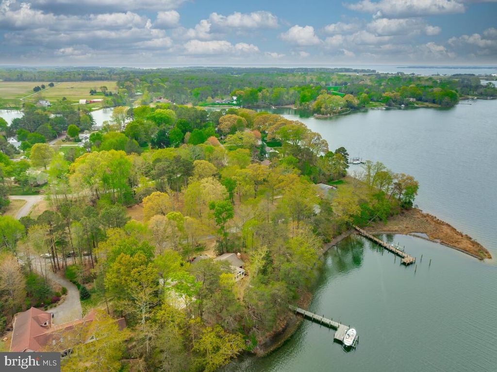 Image 62 of property listing at 18264 PARK DR, Saint Inigoes, MD 20684