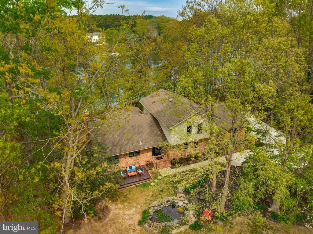 Image 65 of property listing at 18264 PARK DR, Saint Inigoes, MD 20684