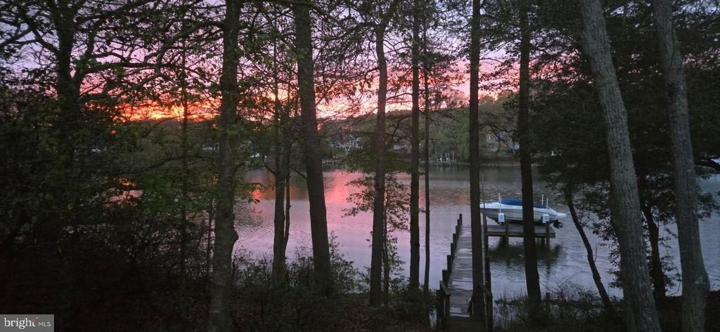 Image 68 of property listing at 18264 PARK DR, Saint Inigoes, MD 20684