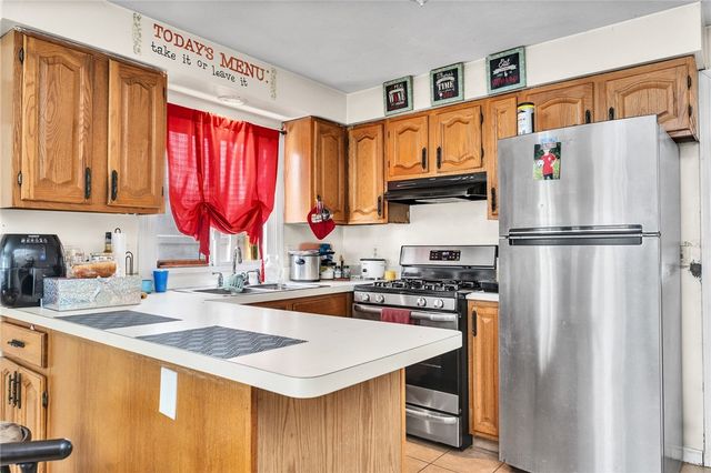 367 Hawkins Street, Providence, RI 02904