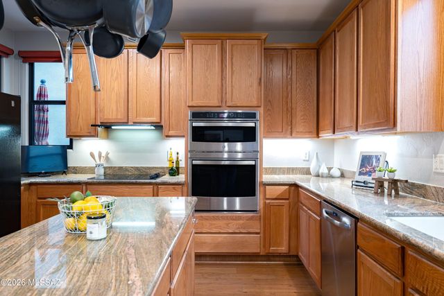 202 E Croydon Park Road, Tucson, AZ 85704