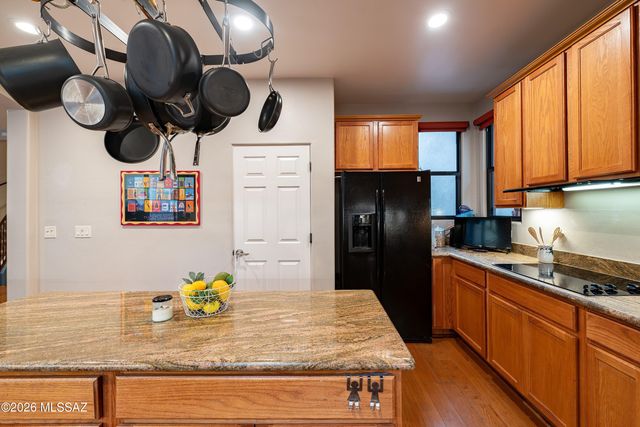 202 E Croydon Park Road, Tucson, AZ 85704