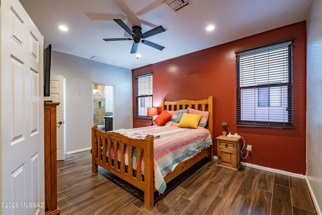 202 E Croydon Park Road, Tucson, AZ 85704