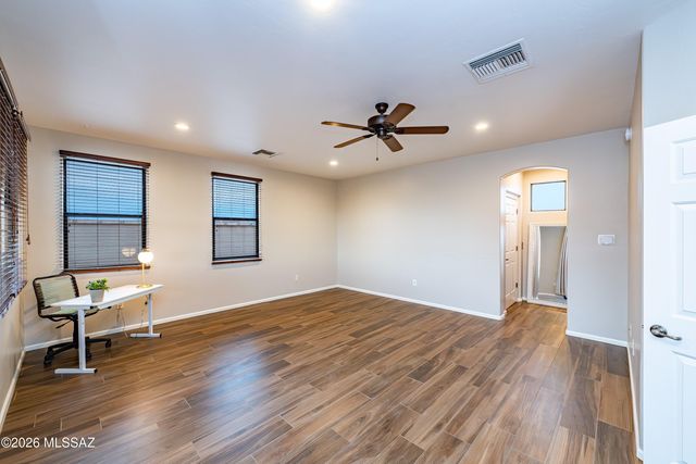202 E Croydon Park Road, Tucson, AZ 85704