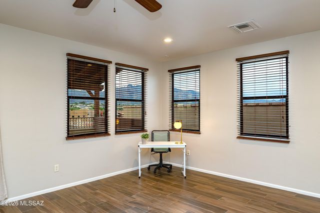 202 E Croydon Park Road, Tucson, AZ 85704