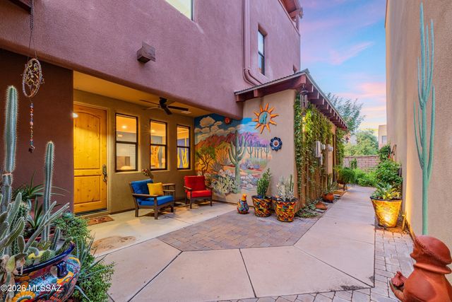 202 E Croydon Park Road, Tucson, AZ 85704