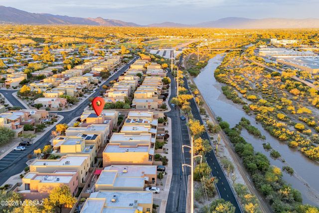 202 E Croydon Park Road, Tucson, AZ 85704