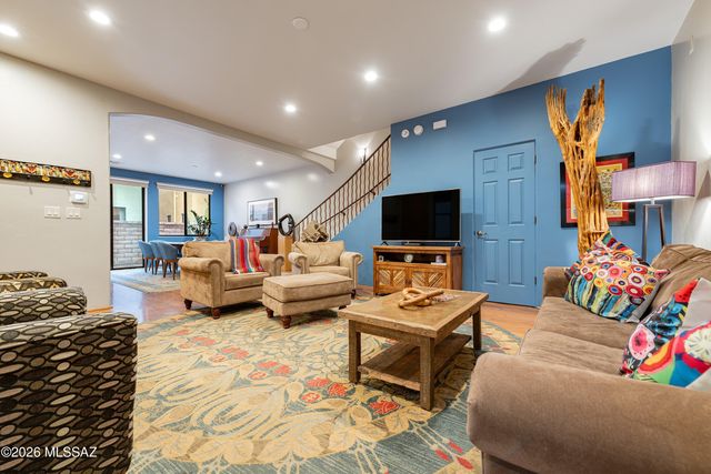 202 E Croydon Park Road, Tucson, AZ 85704