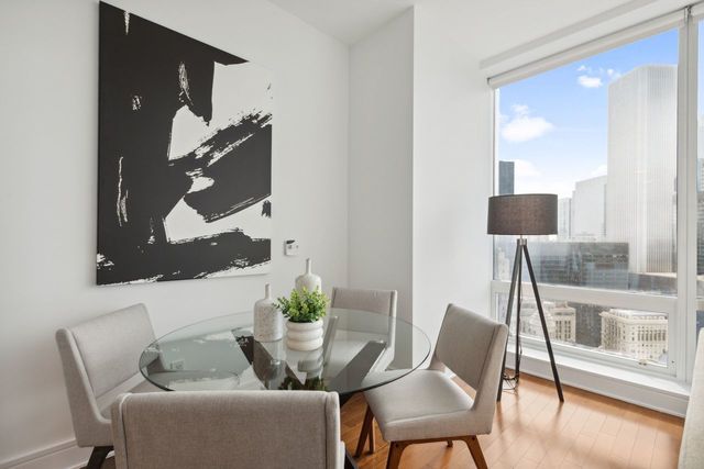 401 N Wabash Avenue 30I, Chicago, IL 60611