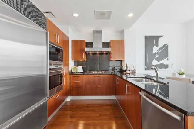 401 N Wabash Avenue 30I, Chicago, IL 60611
