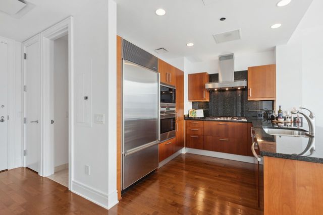 401 N Wabash Avenue 30I, Chicago, IL 60611