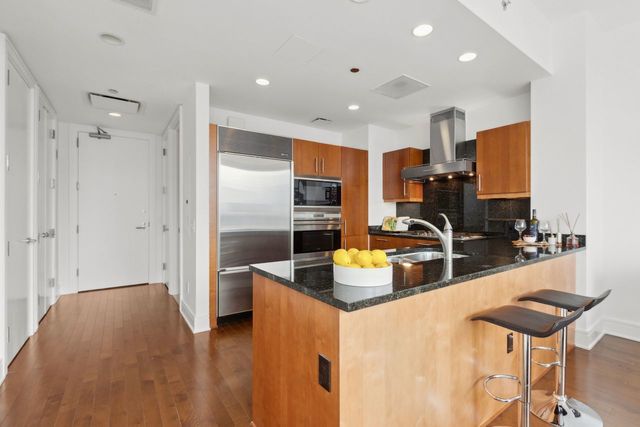 401 N Wabash Avenue 30I, Chicago, IL 60611