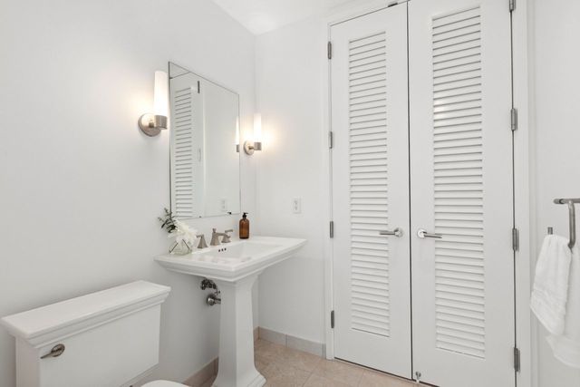 401 N Wabash Avenue 30I, Chicago, IL 60611