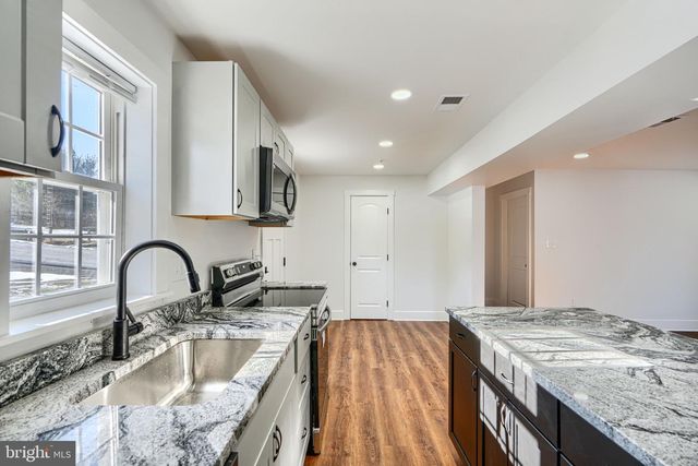 1359 PLEASANT VALLEY RD, Westminster, MD 21158