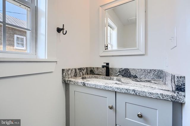 1359 PLEASANT VALLEY RD, Westminster, MD 21158