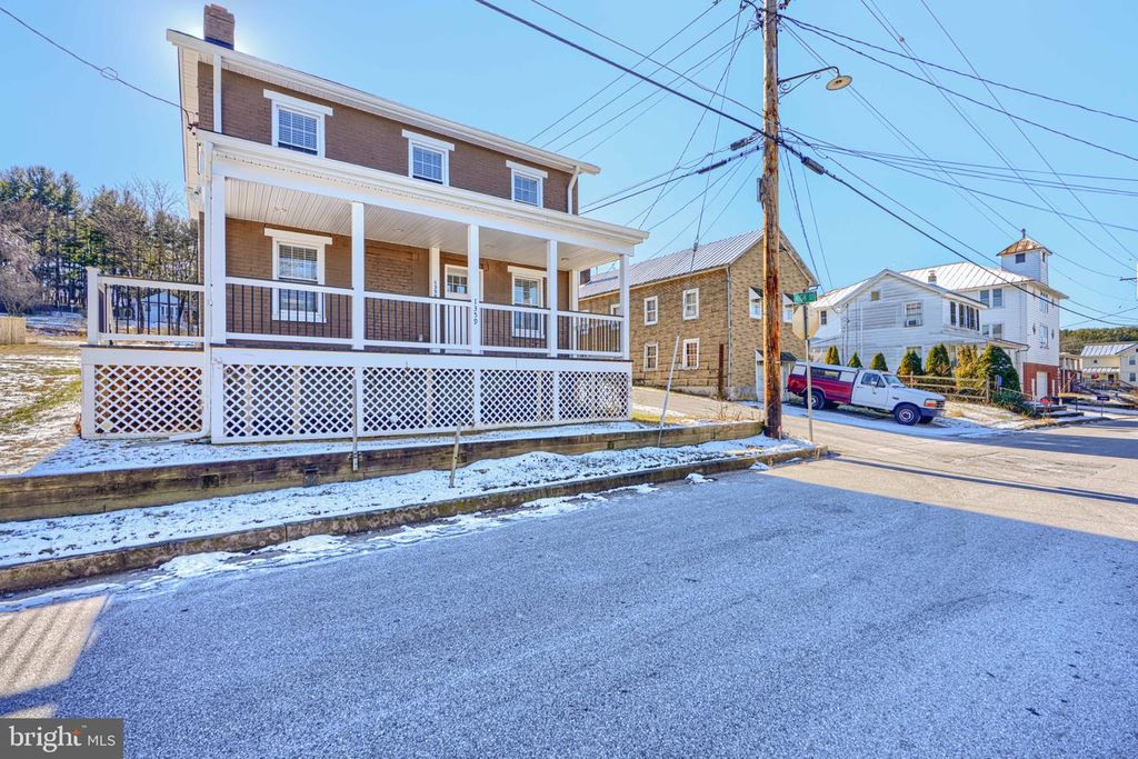 1359 PLEASANT VALLEY RD, Westminster, MD 21158