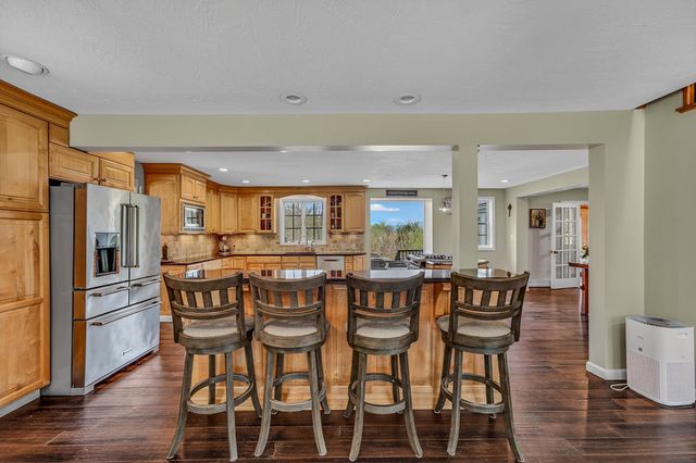 137 Sargent Road, Holderness, NH 03245