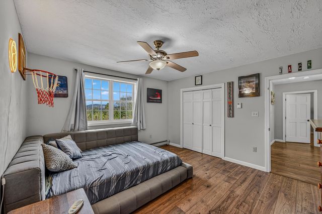 137 Sargent Road, Holderness, NH 03245