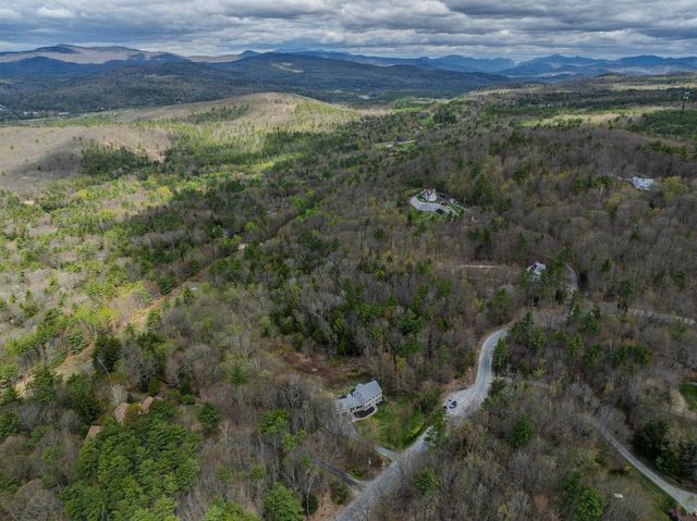 137 Sargent Road, Holderness, NH 03245