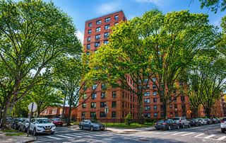 6434 102nd Street 9W, Rego Park, NY 11374