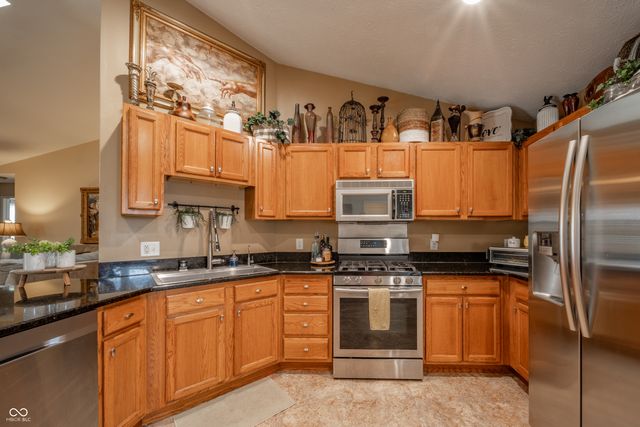 621 Buck Lane, Pendleton, IN 46064