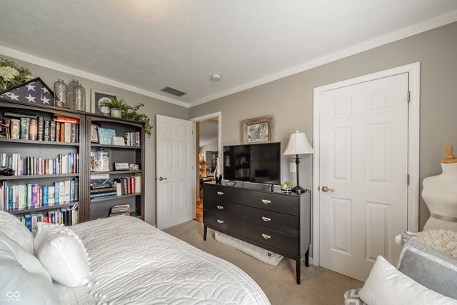 621 Buck Lane, Pendleton, IN 46064